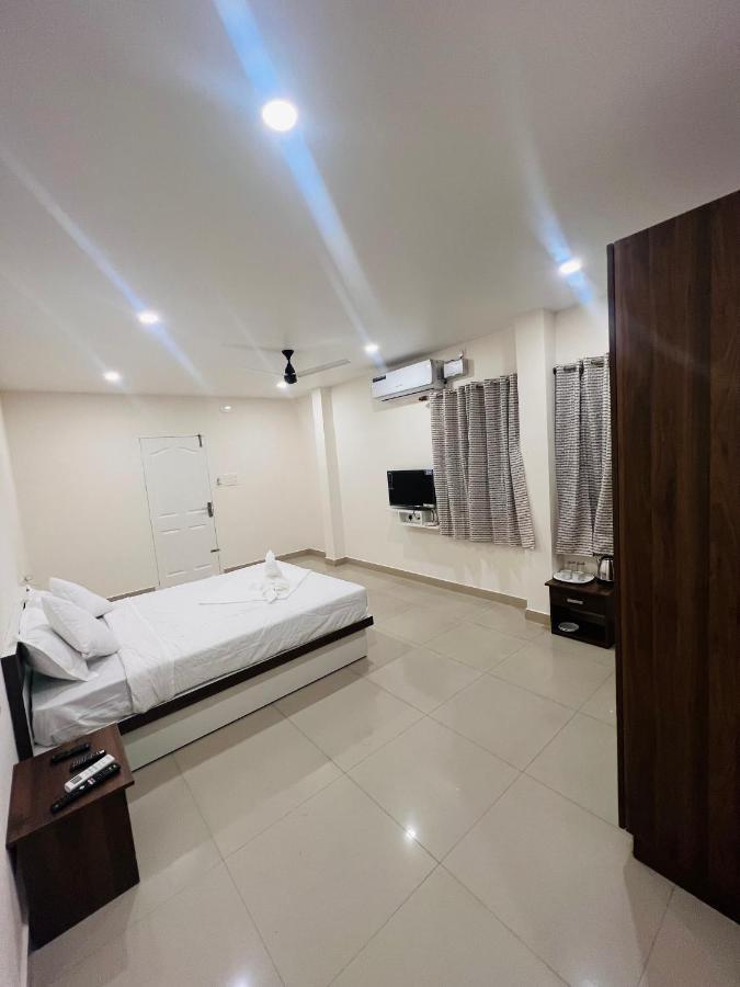Heres Haut Residency Kochi Exterior foto