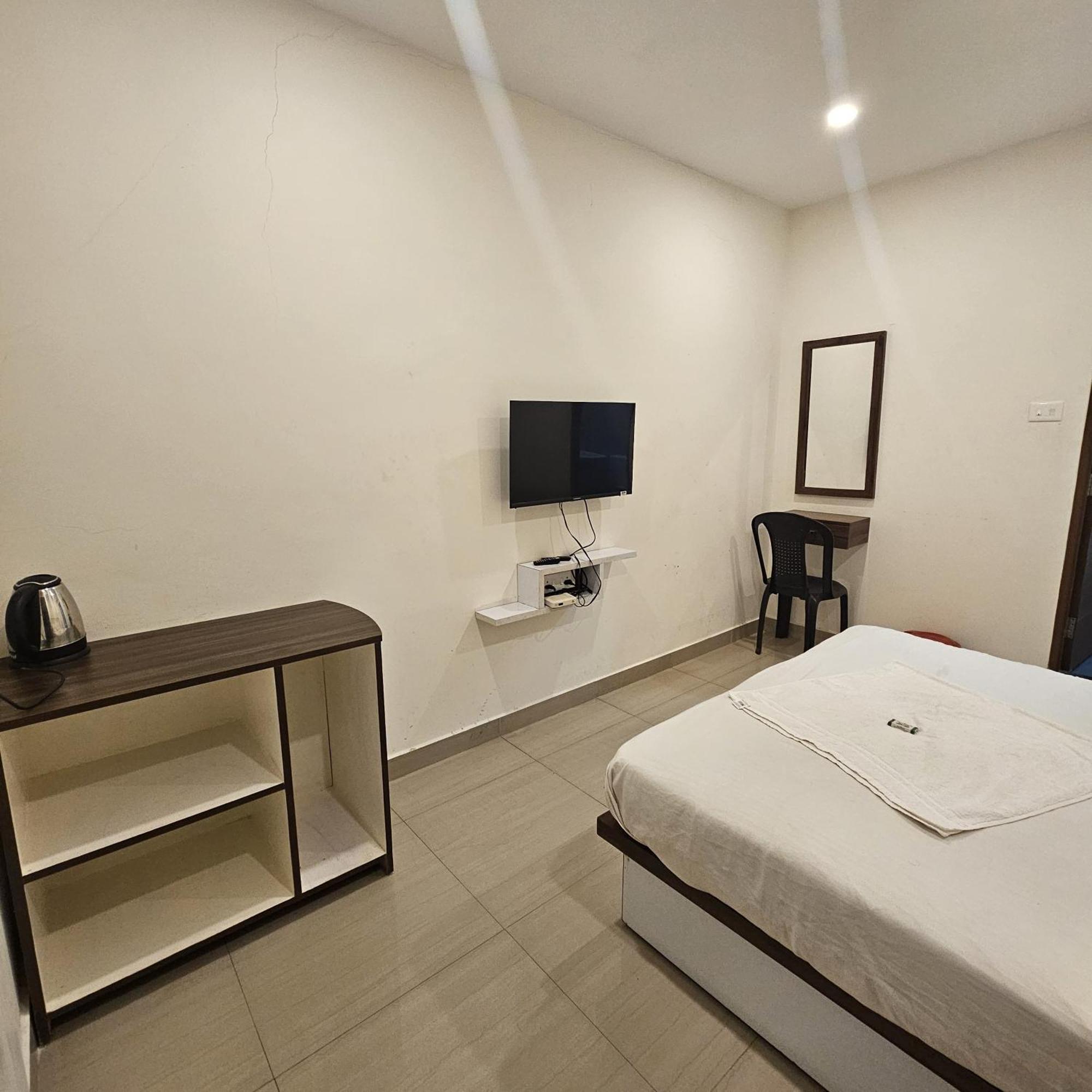 Heres Haut Residency Kochi Exterior foto